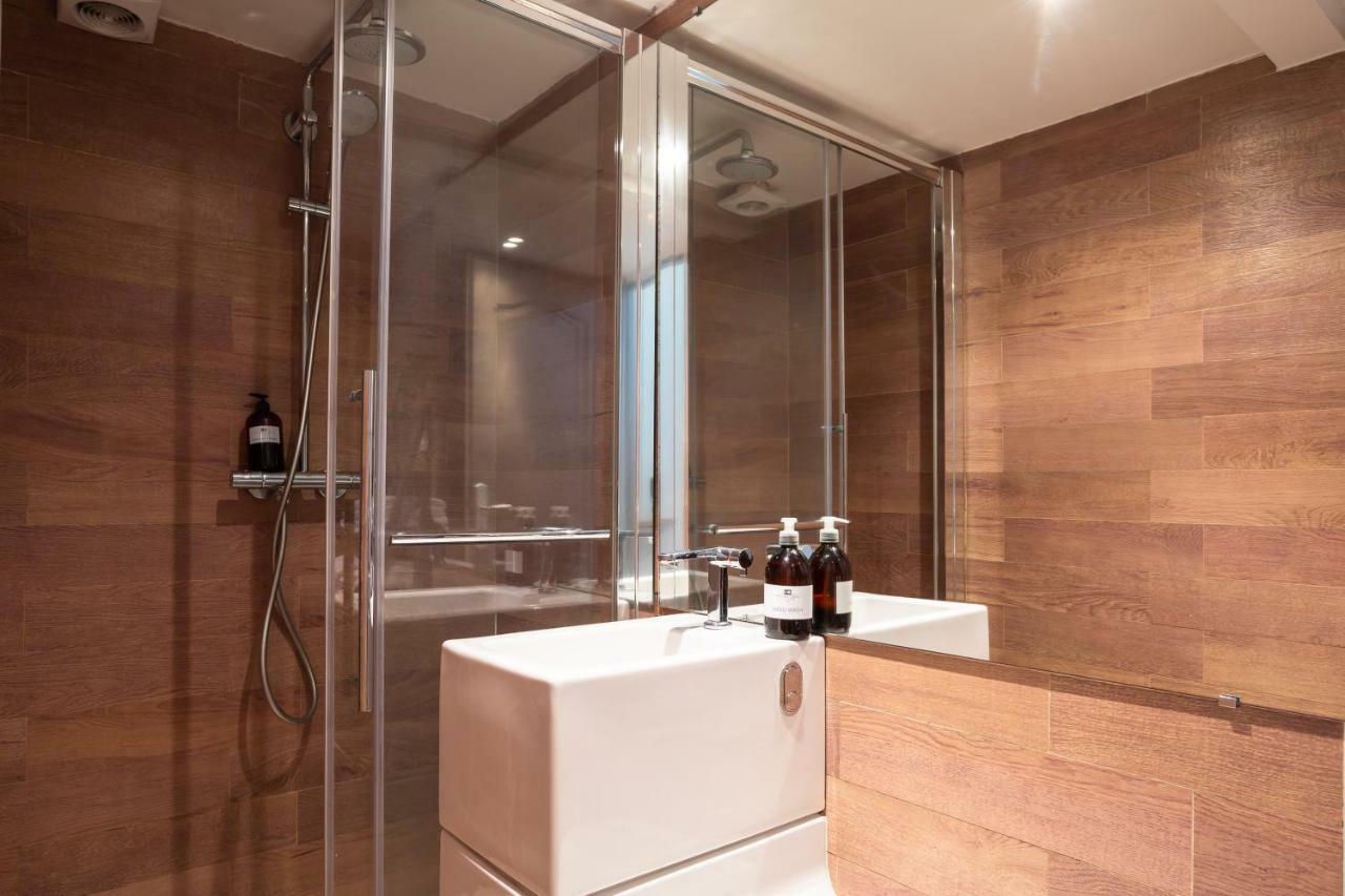 Appartamento Artisan Lofts Near Marais Parigi Esterno foto