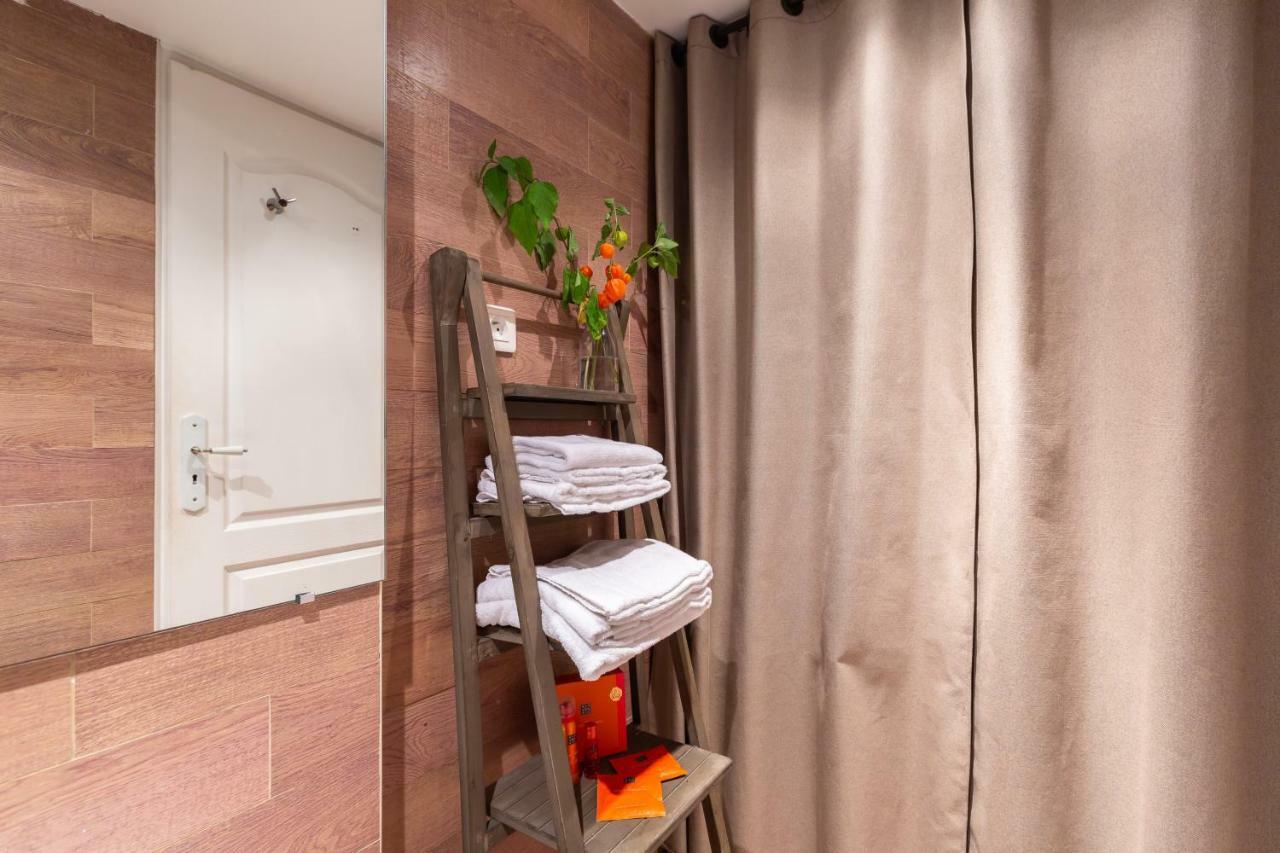 Appartamento Artisan Lofts Near Marais Parigi Esterno foto